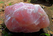 AAA Grage Rough Quartz Rose